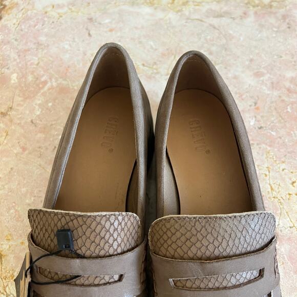 Crevo Tan Taupe Brown May Leather Chunky Slip On Lug Sole Loafer Womens 6 NWT - Picture 4 of 12